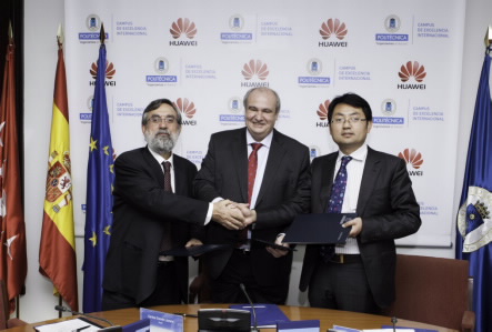 Huawei y la UPM firman el acuerdo de colaboración del proyecto “Liderando la Era LTE”